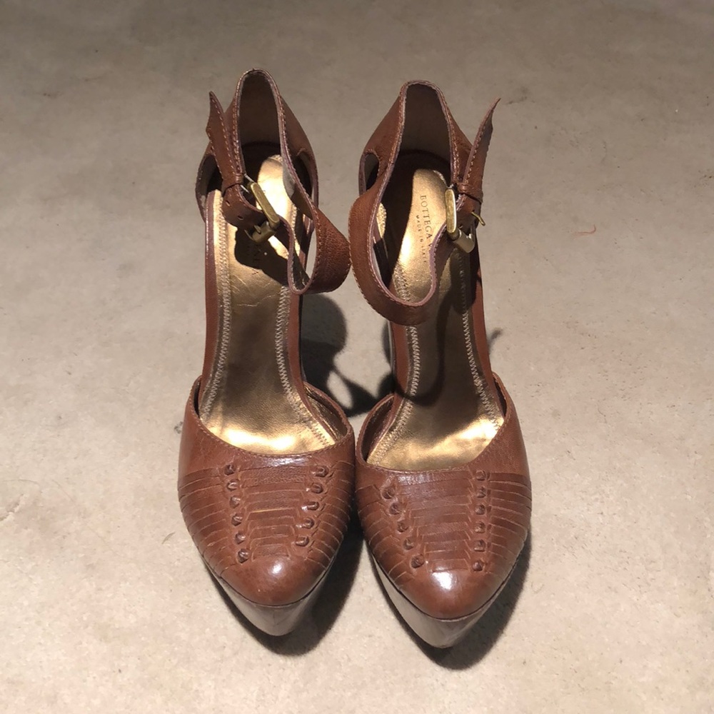Lightly worn Bottega Venetia platforms